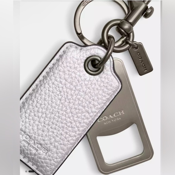 NWT Coach Bottle Opener Key Fob/Keychain/Bag Charm w/Dust Bag - Picture 3 of 4